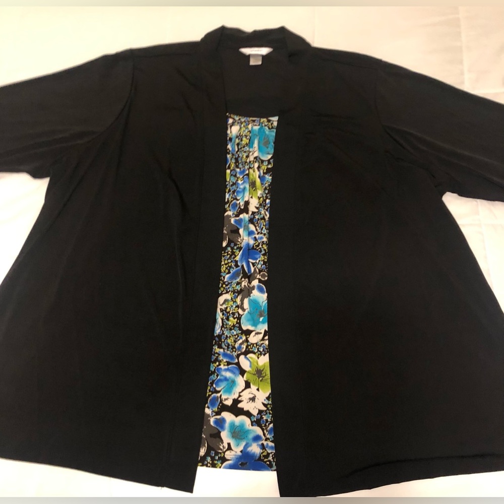 jacket shirt with attached Blue Floral Accents and open front, black 3/4 sleeve